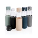 Ukiyo glass hydration tracking bottle with sleeve - Image 7