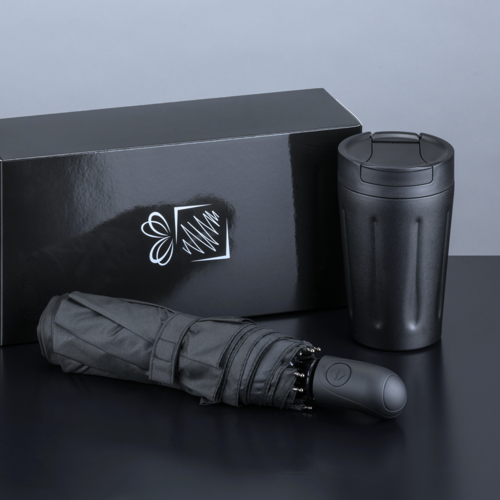 Daily Set: Scandic Mug And Cambridge Umbrella