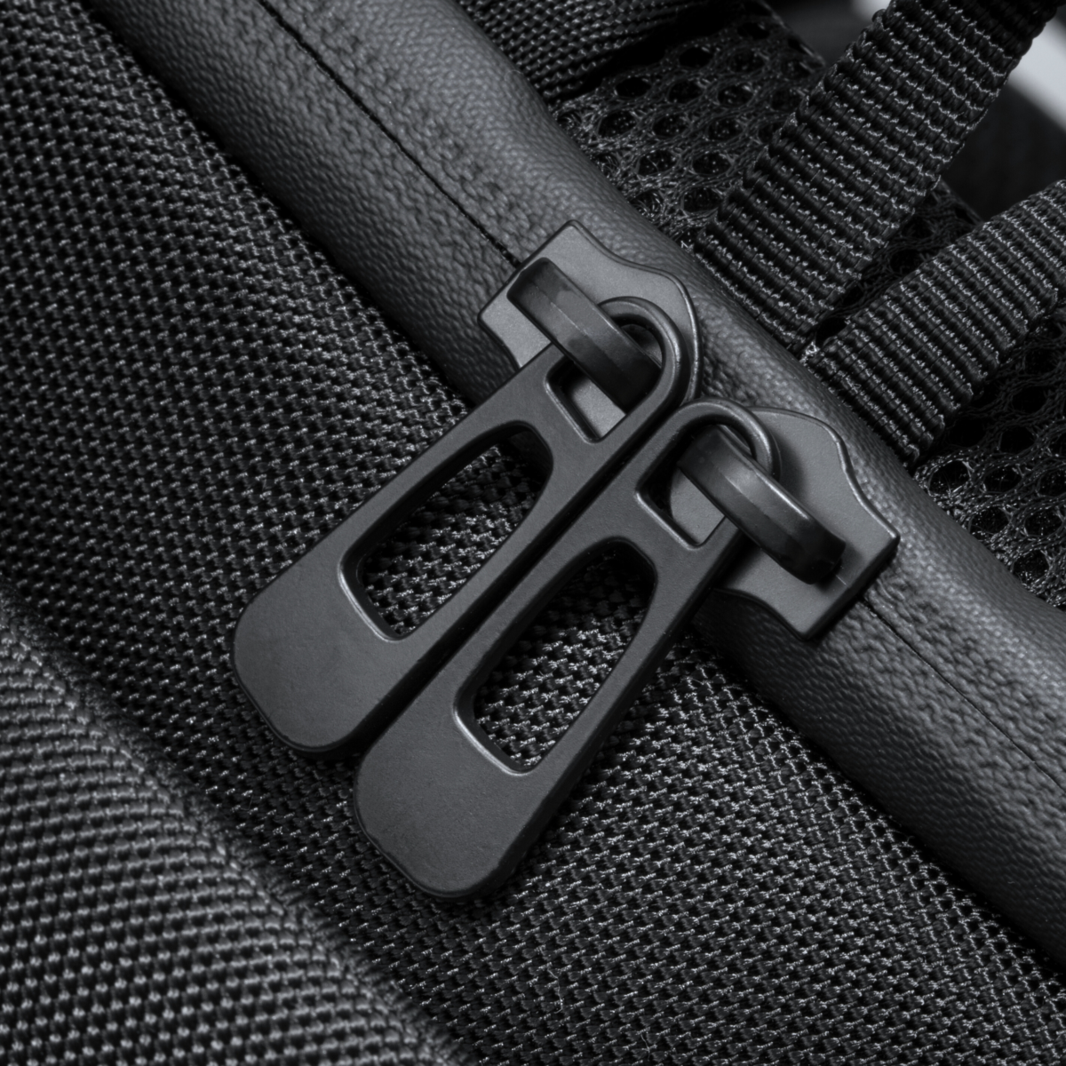 Bizz Pro Compact Shoulder Bag - Image 6